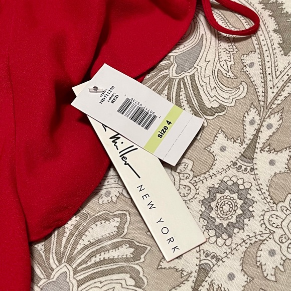 NWT Nicole Miller- Red Kaftan Style Type Dress- Size 4 - Picture 6 of 6
